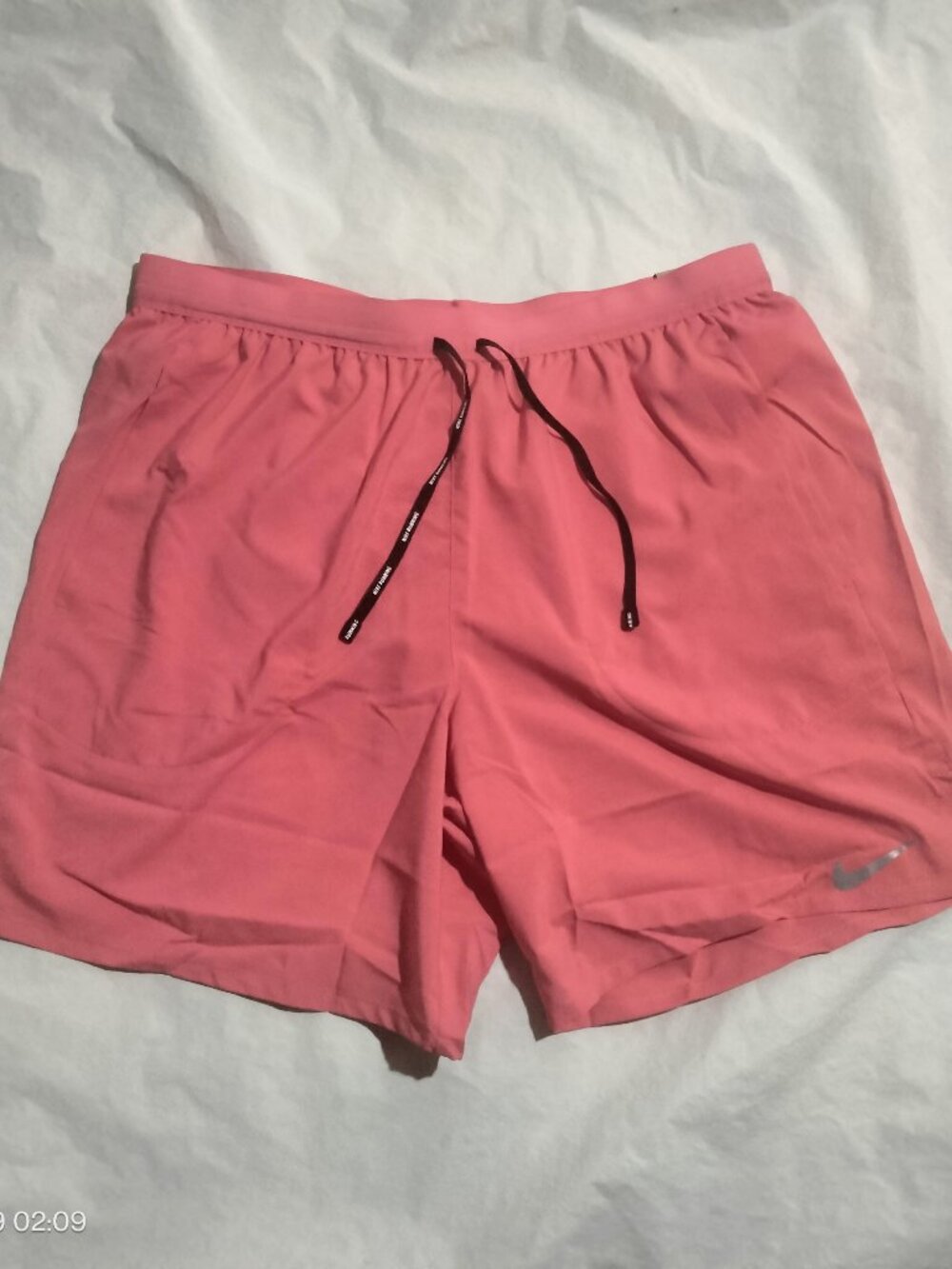 Nike Challenger 7" Running Shorts Mens Large Coral Pink CJ5459-629 NWT